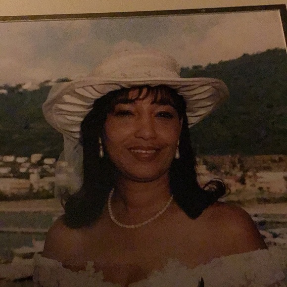 Meet your Posher, Nancy - Picture 4 of 4